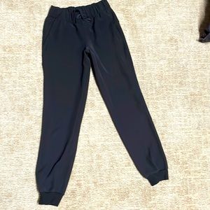 Lululemon joggers size 2!